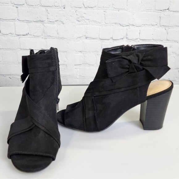 Lauren Conrad Party Heels - Picture 1 of 9